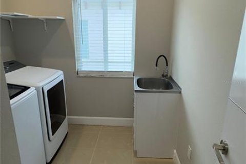 Touwnhouse à vendre à Davenport, Floride: 4 chambres, 219.81 m2 № 2299760 - photo 22