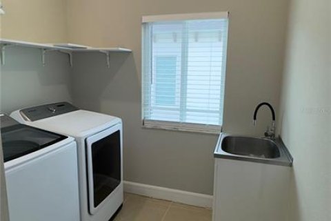 Touwnhouse à vendre à Davenport, Floride: 4 chambres, 219.81 m2 № 2299760 - photo 20