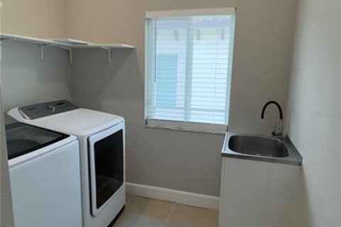 Touwnhouse à vendre à Davenport, Floride: 4 chambres, 219.81 m2 № 2299760 - photo 21