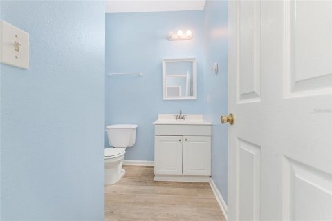 House in Inglis, Florida 3 bedrooms, 186.92 sq.m. № 1883709 - photo 13