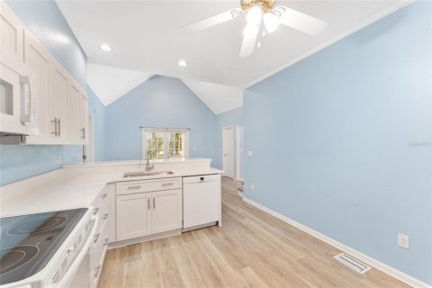 House in Inglis, Florida 3 bedrooms, 186.92 sq.m. № 1883709 - photo 25