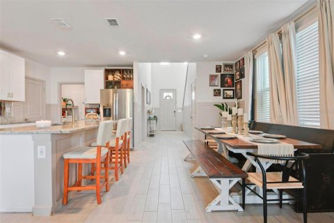 Casa en venta en Plant City, Florida, 4 dormitorios, 207.54 m2 № 2129104 - foto 3