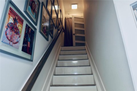 Купить таунхаус в Форт-Лодердейл, Флорида 1 спальня, 81.57м2, № 2066830 - фото 10