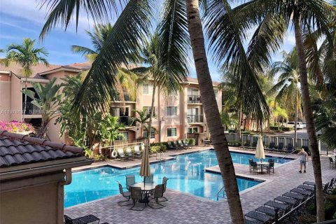 Купить таунхаус в Форт-Лодердейл, Флорида 1 спальня, 81.57м2, № 2066830 - фото 12