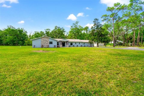 House in Wesley Chapel, Florida 4 bedrooms, 202.06 sq.m. № 1627037 - photo 6