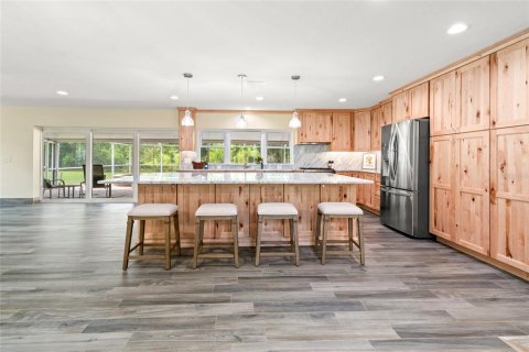 House in Wesley Chapel, Florida 4 bedrooms, 202.06 sq.m. № 1627037 - photo 12