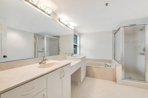 Condominio en venta en Boynton Beach, Florida, 3 dormitorios, 166.76 m2 № 2246103 - foto 26