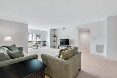 Condominio en venta en Boynton Beach, Florida, 3 dormitorios, 166.76 m2 № 2246103 - foto 9