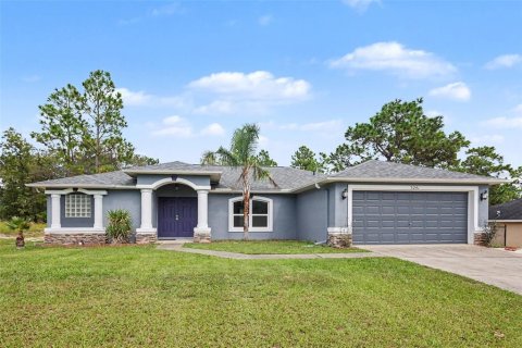 Villa ou maison à Citrus Springs, Floride 3 chambres, 162.02 m2 № 2355022