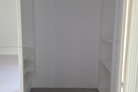 Touwnhouse à louer à West Palm Beach, Floride: 2 chambres, 119.66 m2 № 2017839 - photo 7