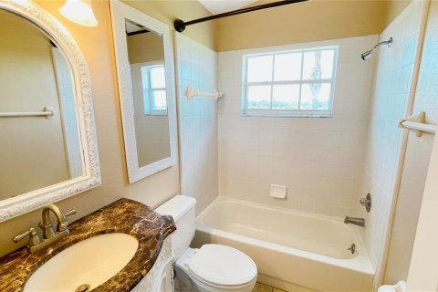Condo in Davenport, Florida, 3 bedrooms  № 1904495 - photo 8