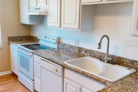 Condo in Davenport, Florida, 3 bedrooms  № 1904495 - photo 22