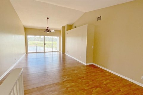 Condo in Davenport, Florida, 3 bedrooms  № 1904495 - photo 2