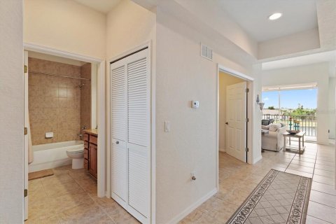 Condominio en venta en Fort Myers, Florida, 2 dormitorios, 123.93 m2 № 2145406 - foto 12