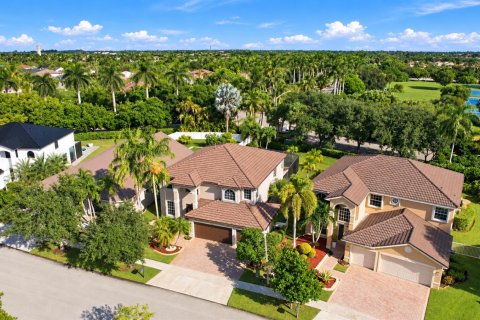 Villa ou maison à vendre à Miramar, Floride: 4 chambres, 319.49 m2 № 2387834 - photo 5