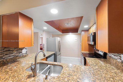 Propiedad comercial en venta en Coral Springs, Florida, 362.6 m2 № 1865162 - foto 9