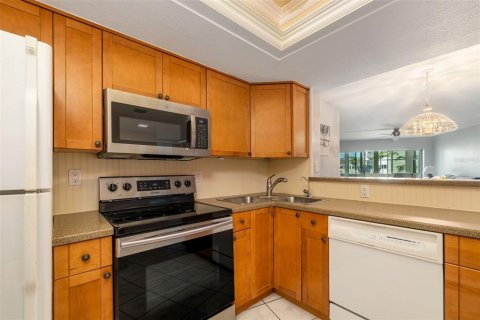 Купить кондоминиум в Сарасота, Флорида 8 комнат, 115.94м2, № 1826719 - фото 20