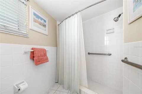Купить кондоминиум в Сарасота, Флорида 8 комнат, 115.94м2, № 1826719 - фото 29