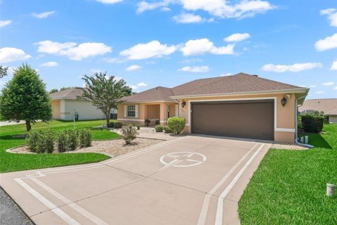 House in Summerfield, Florida 3 bedrooms, 161.09 sq.m. № 1893767 - photo 4
