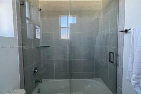 Touwnhouse à vendre à Homestead, Floride: 3 chambres № 1961289 - photo 6