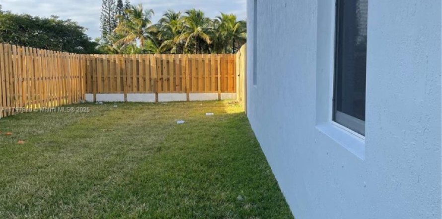 Touwnhouse à Homestead, Floride 3 chambres № 1961289