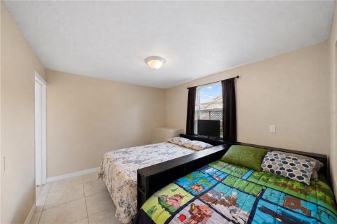 House in Palmetto, Florida 3 bedrooms, 73.21 sq.m. № 2329867 - photo 16