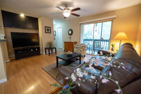 Condo in Saint Petersburg, Florida, 2 bedrooms  № 1838220 - photo 7