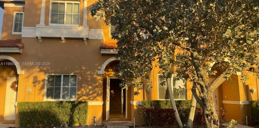 Touwnhouse à Tamarac, Floride 2 chambres, 135.08 m2 № 2028958
