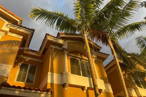 Touwnhouse à louer à Tamarac, Floride: 2 chambres, 135.08 m2 № 2028958 - photo 17