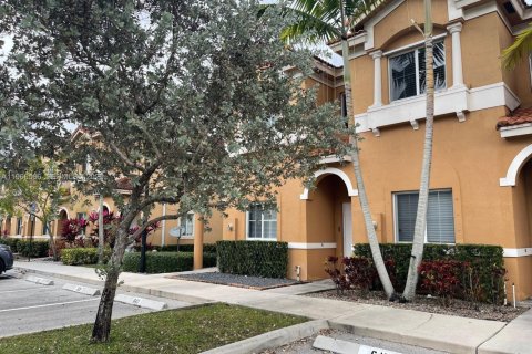 Touwnhouse à louer à Tamarac, Floride: 2 chambres, 135.08 m2 № 2028958 - photo 18