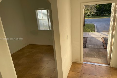 Touwnhouse à louer à Tamarac, Floride: 2 chambres, 135.08 m2 № 2028958 - photo 15