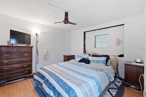 House in Hudson, Florida 2 bedrooms, 97.55 sq.m. № 2216701 - photo 3
