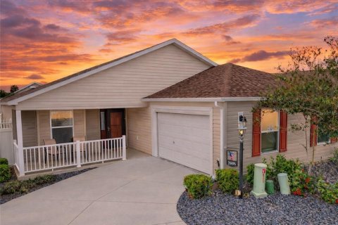 Casa en venta en The Villages, Florida, 3 dormitorios, 153.66 m2 № 2101394 - foto 2