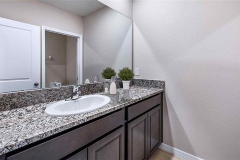 Casa en venta en Wesley Chapel, Florida, 5 dormitorios, 369.29 m2 № 2097285 - foto 14