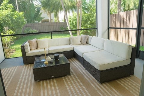Casa en venta en Fort Lauderdale, Florida, 3 dormitorios, 226.59 m2 № 1950776 - foto 7