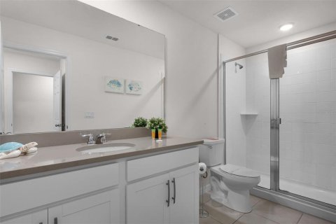 Townhouse in SOLARA RESORT in Kissimmee, Florida 5 bedrooms, 212.1 sq.m. № 1870282 - photo 25