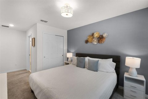 Townhouse in SOLARA RESORT in Kissimmee, Florida 5 bedrooms, 212.1 sq.m. № 1870282 - photo 21