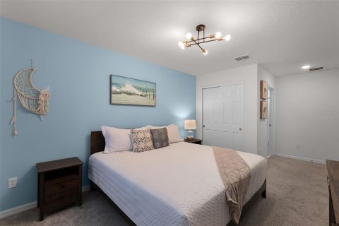 Townhouse in SOLARA RESORT in Kissimmee, Florida 5 bedrooms, 212.1 sq.m. № 1870282 - photo 27