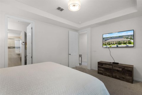 Townhouse in SOLARA RESORT in Kissimmee, Florida 5 bedrooms, 212.1 sq.m. № 1870282 - photo 11