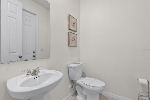 Townhouse in SOLARA RESORT in Kissimmee, Florida 5 bedrooms, 212.1 sq.m. № 1870282 - photo 30