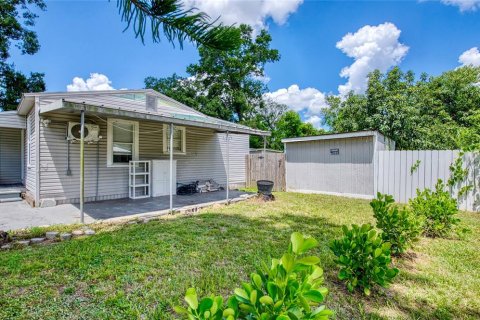 Villa ou maison à vendre à Tampa, Floride: 2 chambres, 51.1 m2 № 1906002 - photo 5