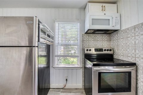 Villa ou maison à vendre à Tampa, Floride: 2 chambres, 51.1 m2 № 1906002 - photo 15