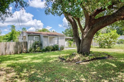 Villa ou maison à vendre à Tampa, Floride: 2 chambres, 51.1 m2 № 1906002 - photo 3