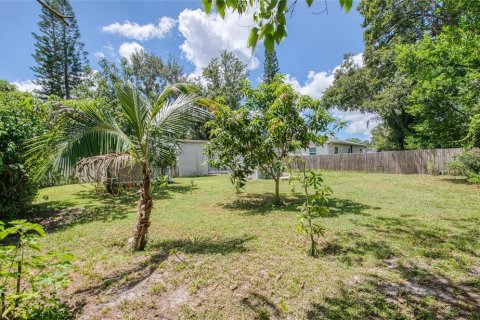 Villa ou maison à vendre à Tampa, Floride: 2 chambres, 51.1 m2 № 1906002 - photo 28