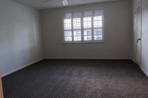 Condo in Boca Raton, Florida, 2 bedrooms  № 2402431 - photo 28
