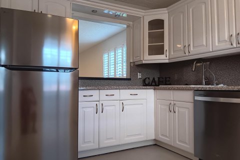 Condo in Boca Raton, Florida, 2 bedrooms  № 2402431 - photo 15
