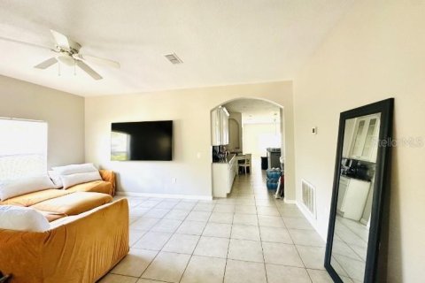 Casa en alquiler en Kissimmee, Florida, 3 dormitorios, 151.43 m2 № 1675668 - foto 6
