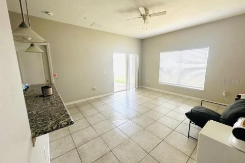 Casa en alquiler en Kissimmee, Florida, 3 dormitorios, 151.43 m2 № 1675668 - foto 20