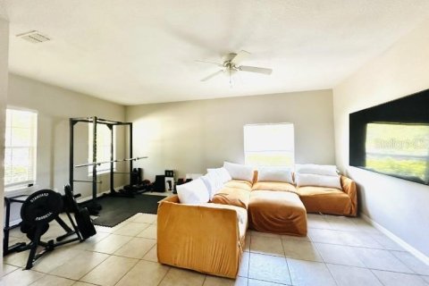 Casa en alquiler en Kissimmee, Florida, 3 dormitorios, 151.43 m2 № 1675668 - foto 3