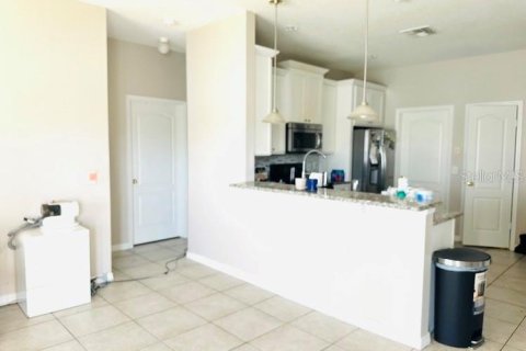 Casa en alquiler en Kissimmee, Florida, 3 dormitorios, 151.43 m2 № 1675668 - foto 18